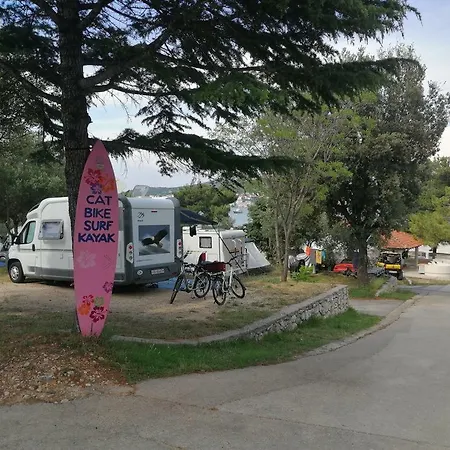 Mobile Homes Sea Joy Kemp *